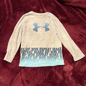 Under Armour Gray and Blue Long Sleeve Tee for Active Comfort